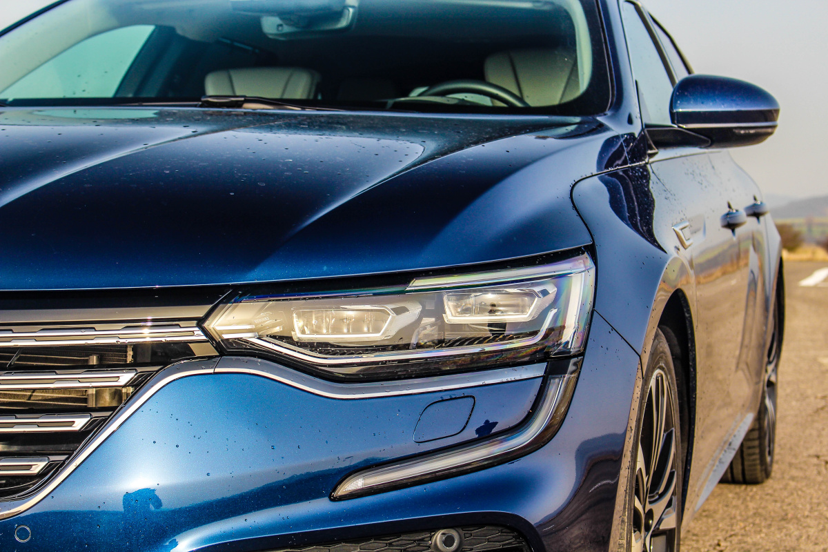 renault-talisman-2021-9