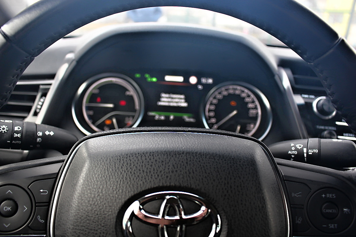 toyota-camry-14