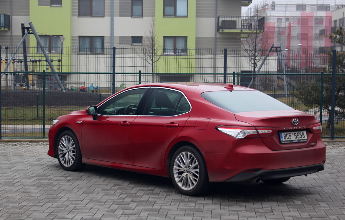 toyota-camry-4