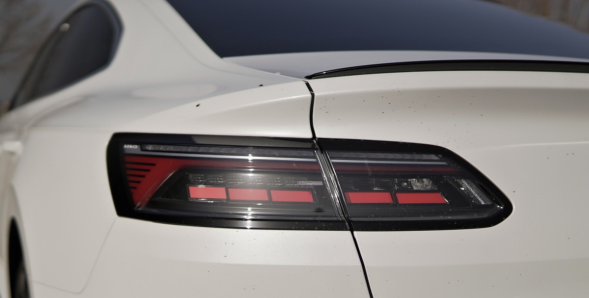 volkswagen-arteon-2021-10