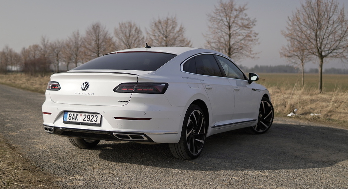 volkswagen-arteon-2021-14