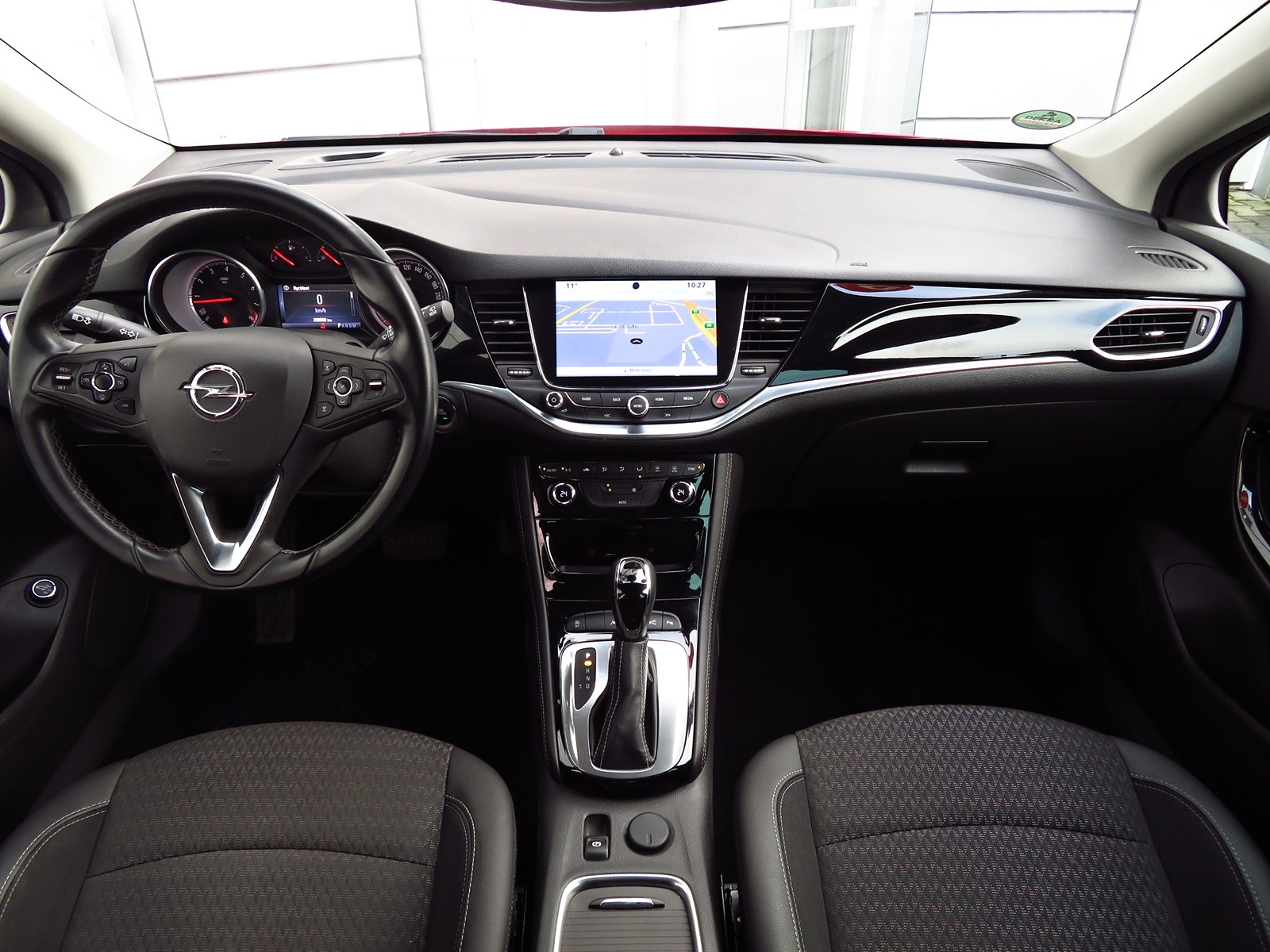 opel-astra-sport-tourer-8
