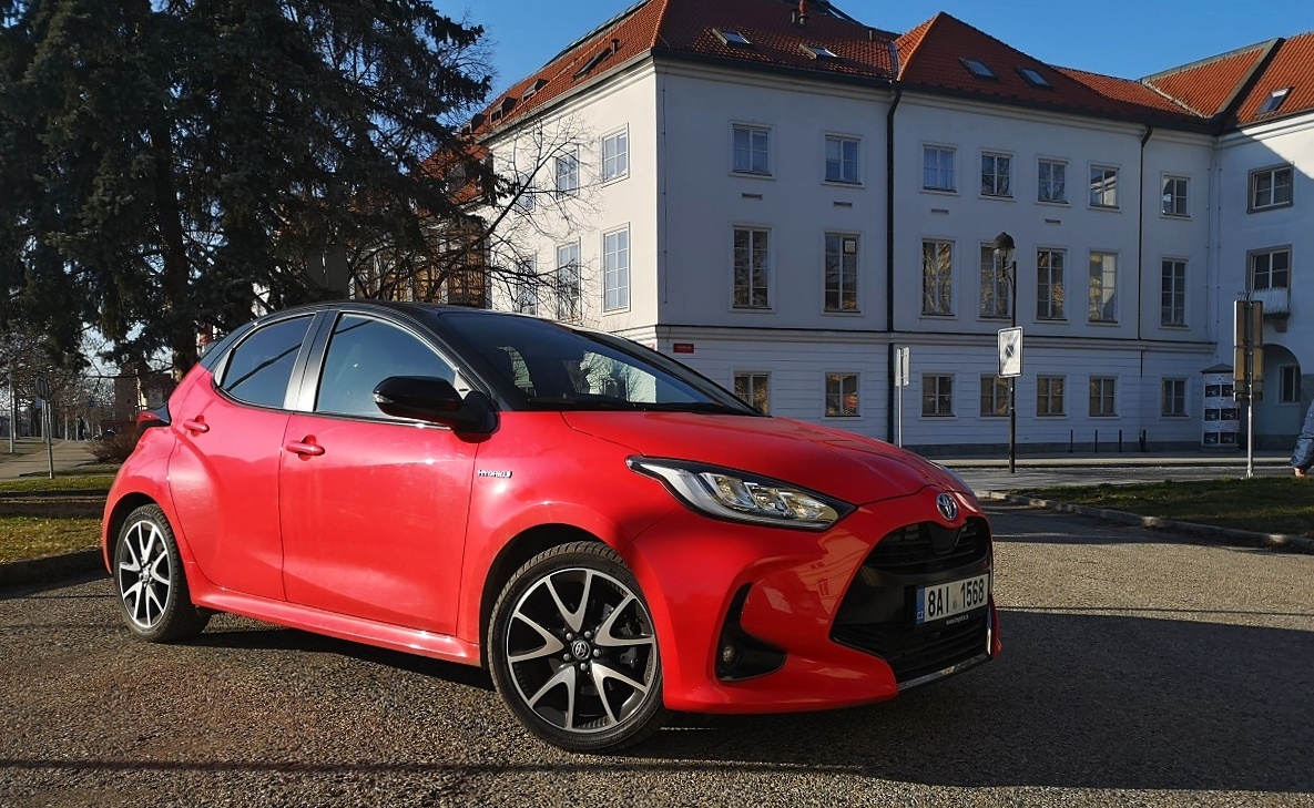 toyota-yaris-33