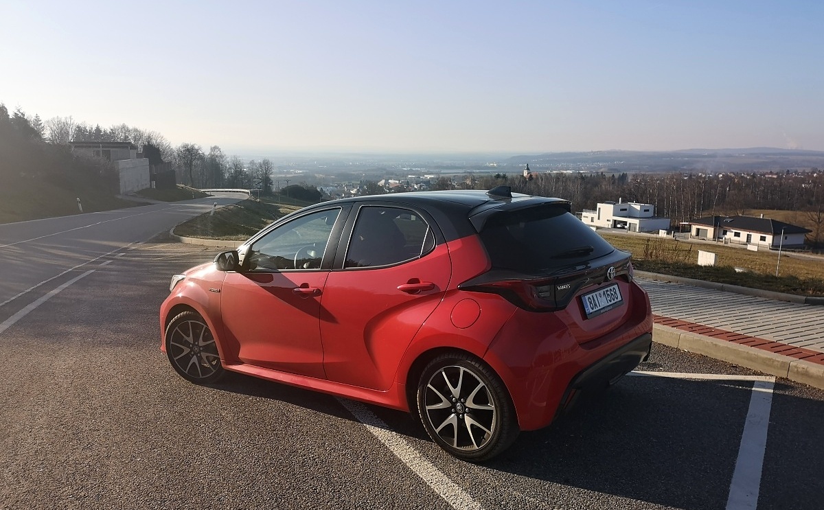 toyota-yaris-41