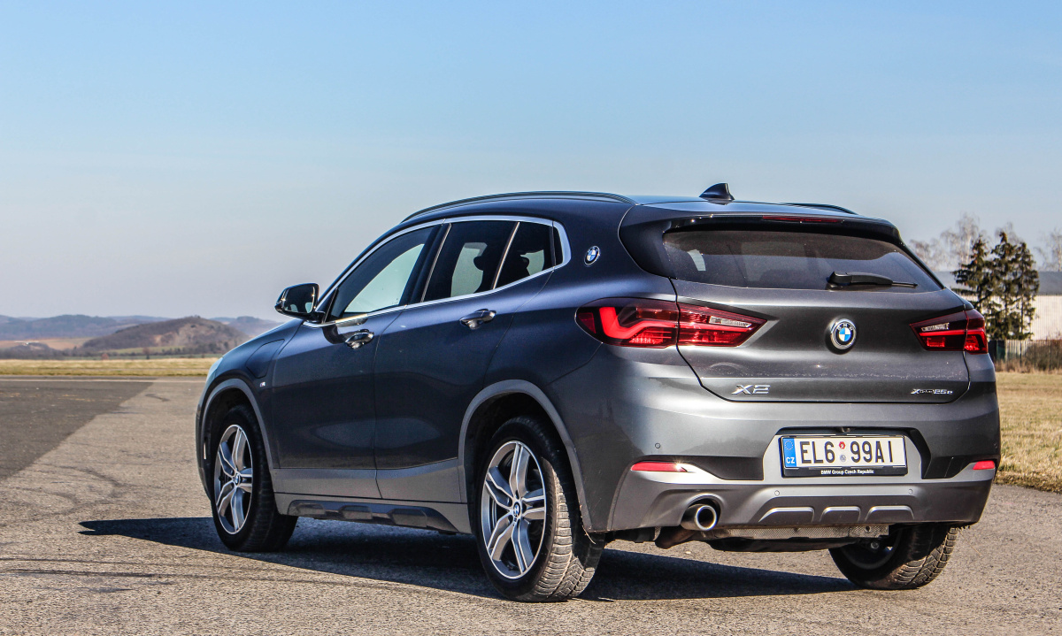 bmw-x2-2020-14