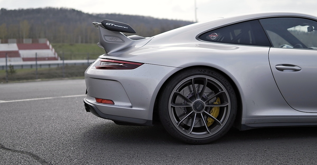 porsche-911-gt3-991-10