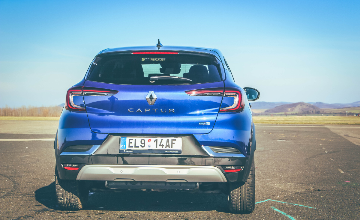 renault-captur-e-tech-12