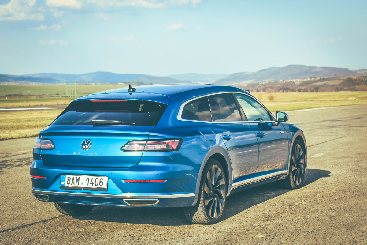 volkswagen-arteon-shooting-brake-16