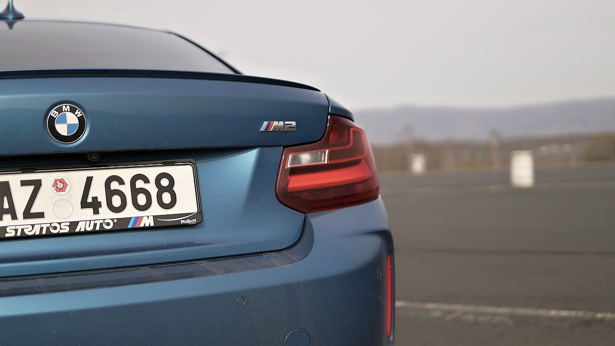 bmw-m2-6