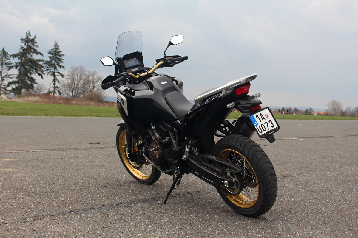 honda-africa-twin-2021-17