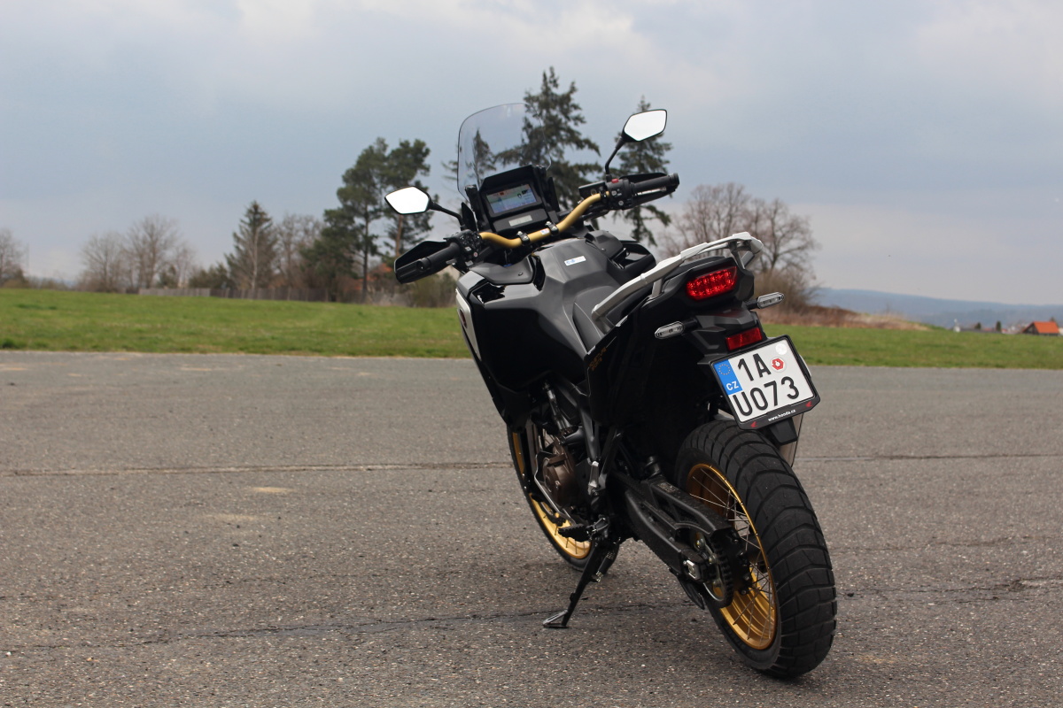 honda-africa-twin-2021-19