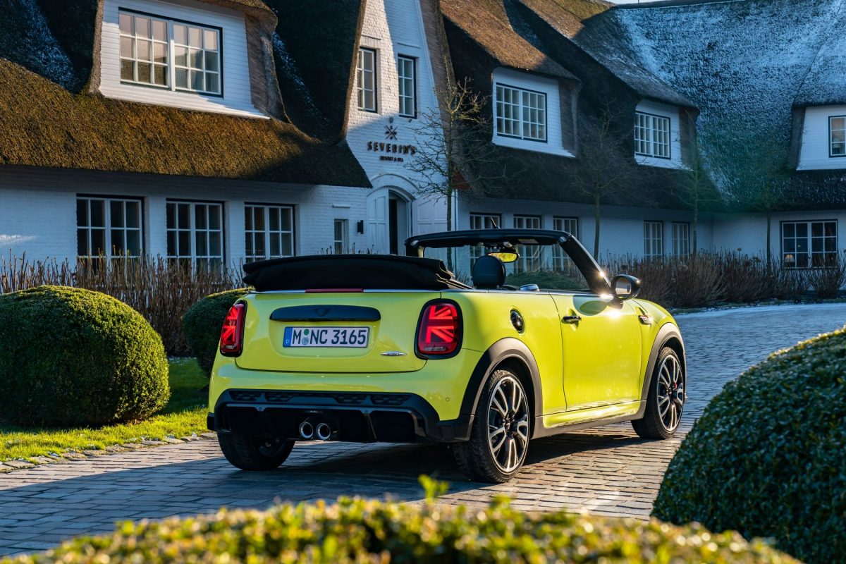 mini-jcw-2021-lci-4