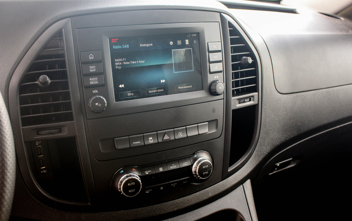 mercedes-benz-vito-11