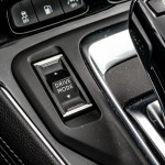 opel-grandland-x-hybrid4-15