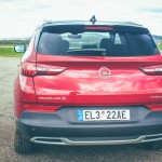 opel-grandland-x-hybrid4-21