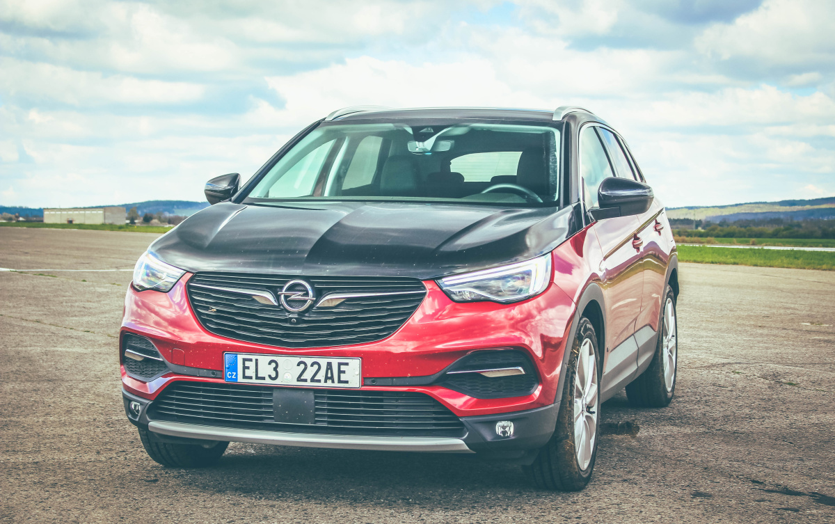 opel-grandland-x-hybrid4-3