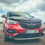 opel-grandland-x-hybrid4-6