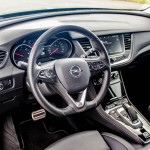 opel-grandland-x-hybrid4-9