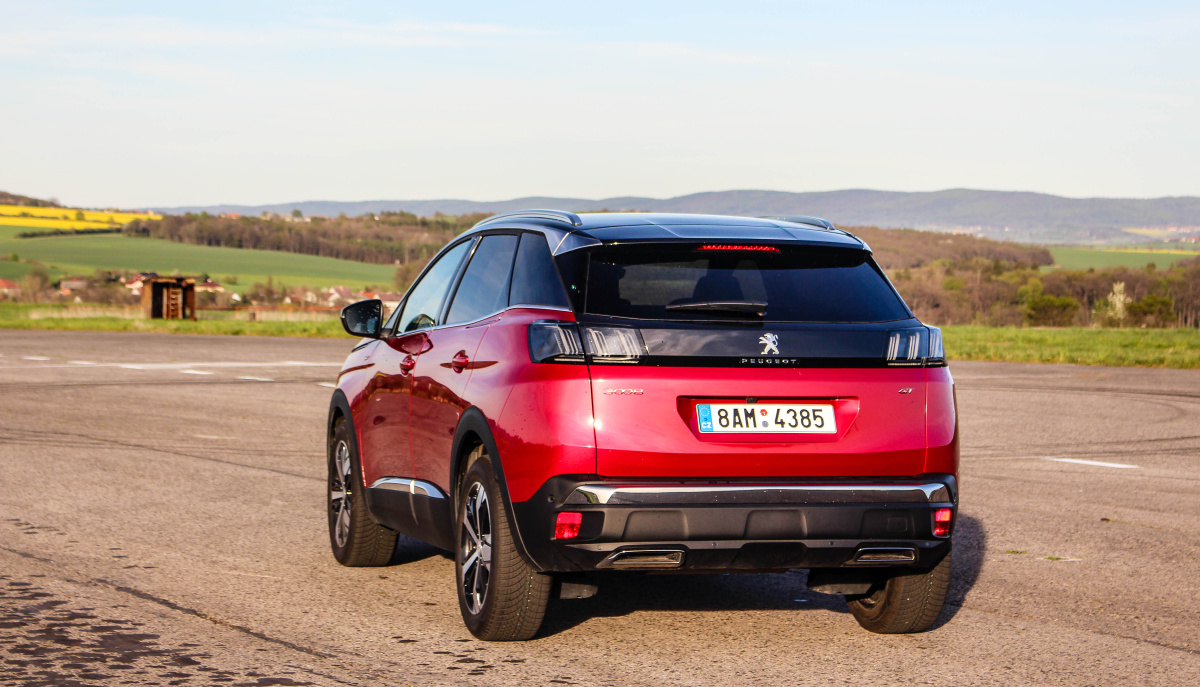 peugeot-3008-2021-11