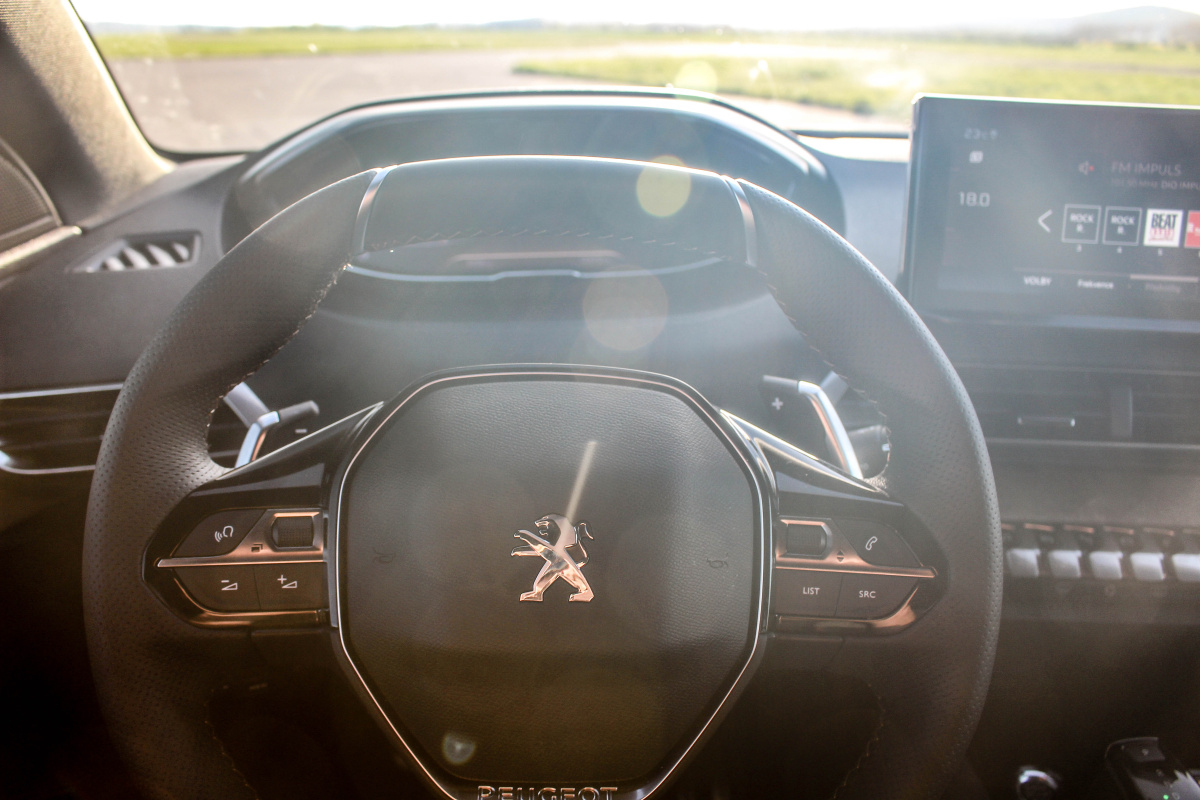 peugeot-3008-2021-52
