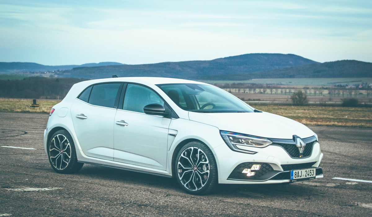 renault-megane-rs-2021-7