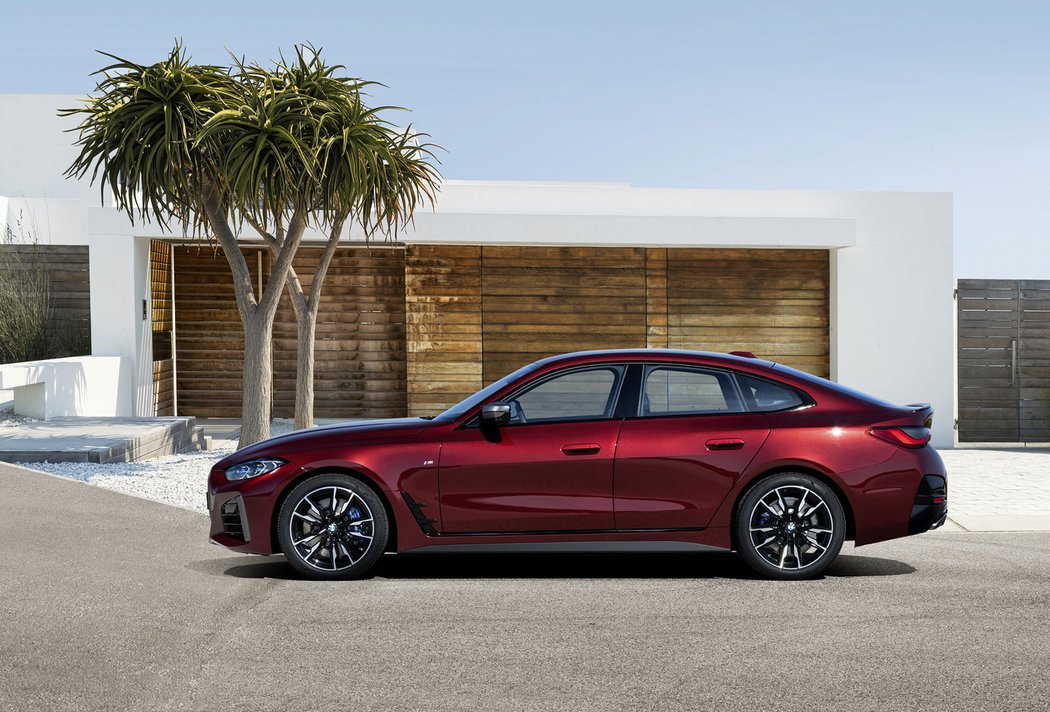 bmw-4-gran-coupe-2021-37