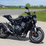 honda-cb1000r-black-edition-10