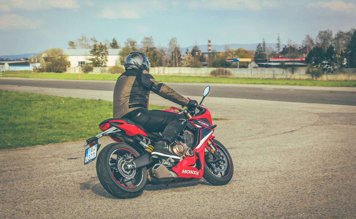 honda-cbr-2021-7
