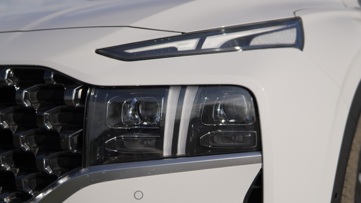 hyundai-santa-fe-2021-15
