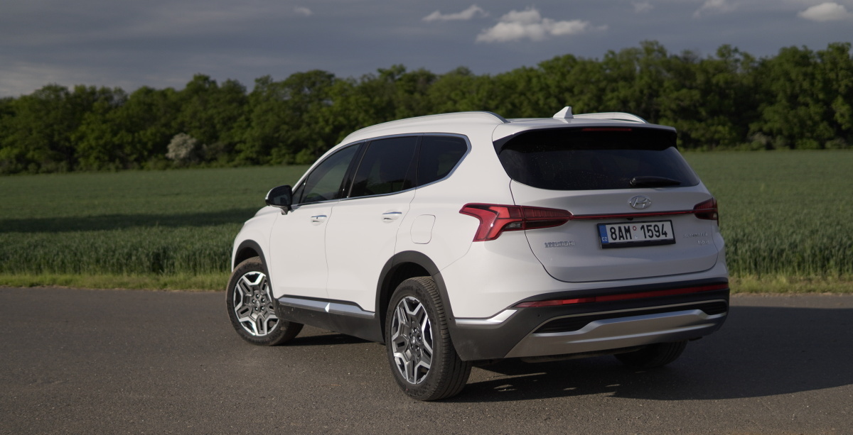 hyundai-santa-fe-2021-8