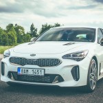 kia-stinger-2021-16