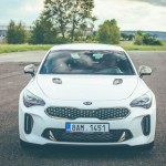 kia-stinger-2021-17