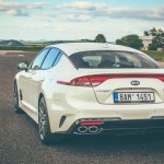 kia-stinger-2021-23