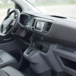 opel-vivaro-e-11