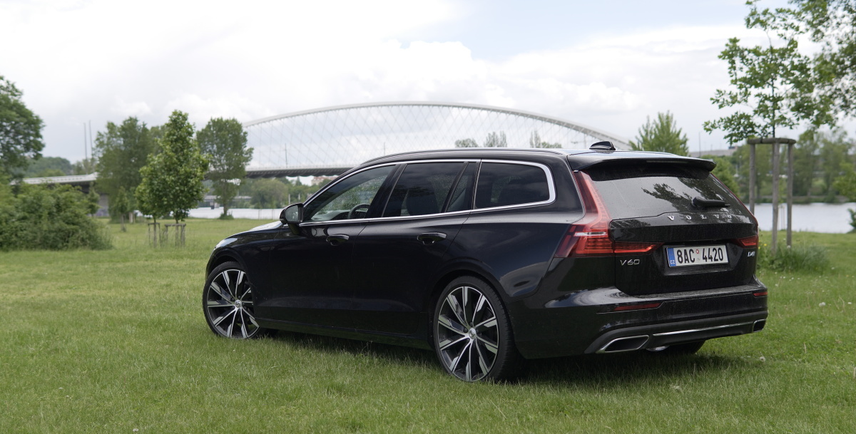 volvo-v60-18