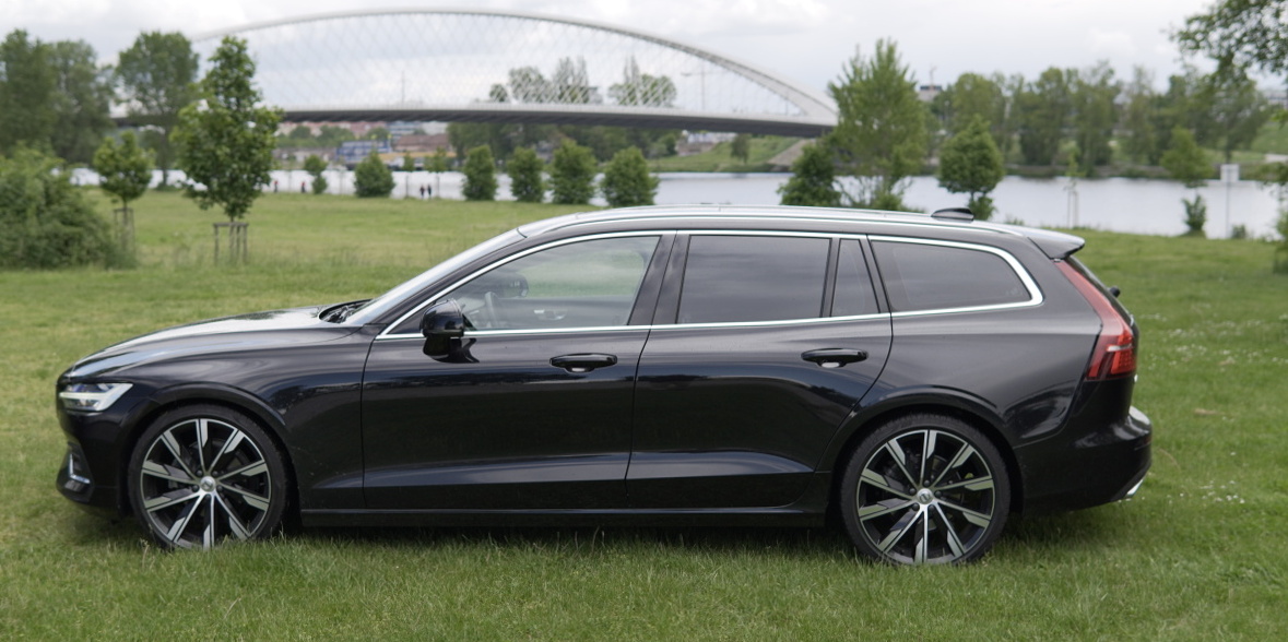 volvo-v60-23