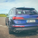 audi-sq7-2021-28