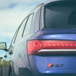 audi-sq7-2021-29
