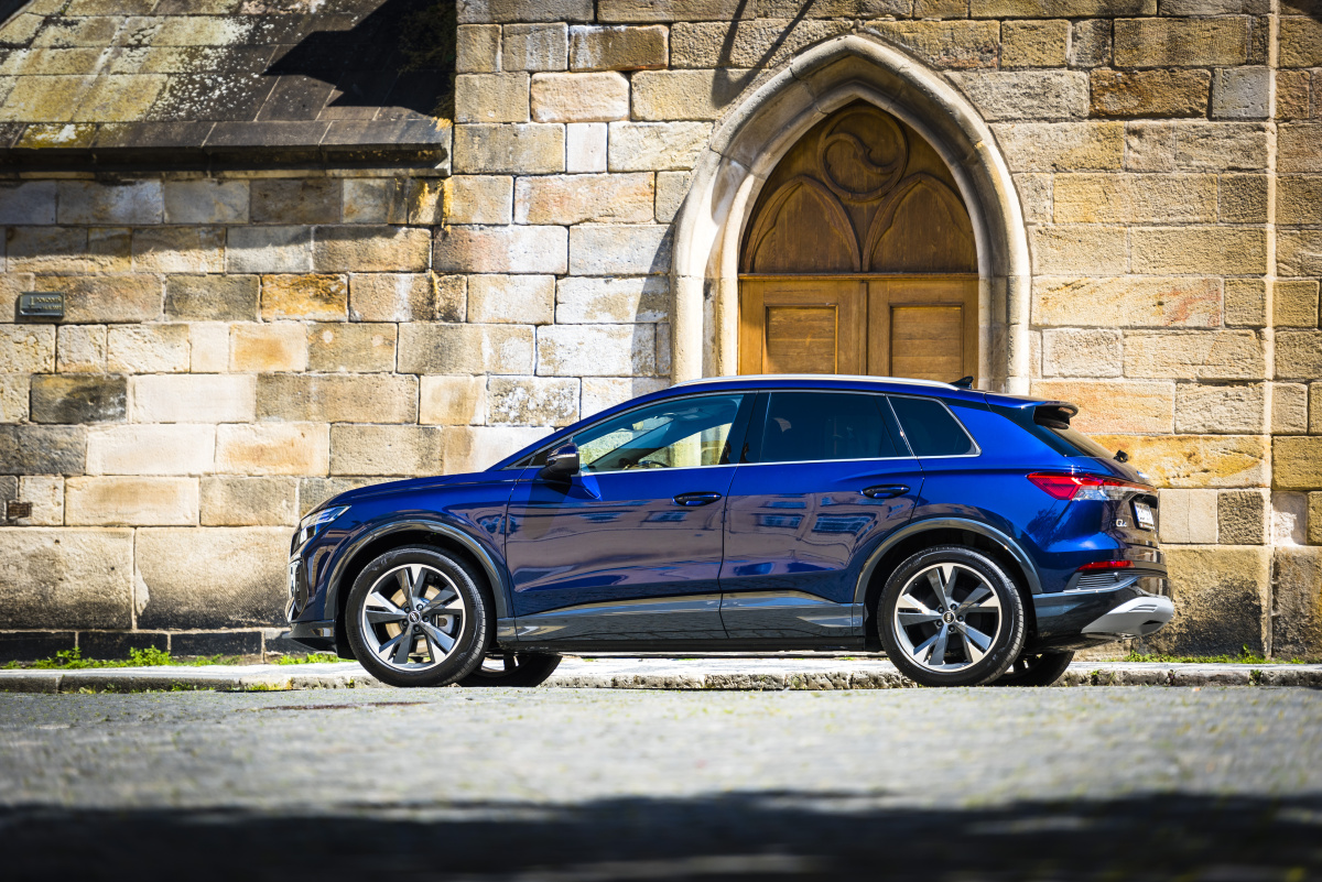 audi_q4_etron_12