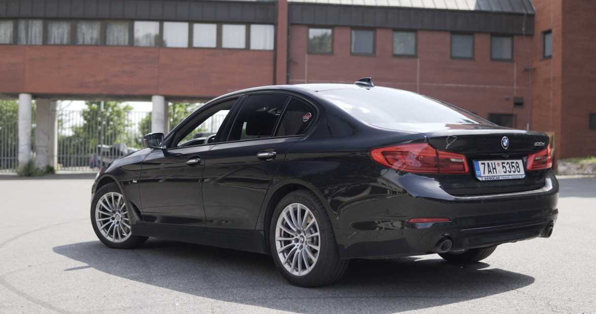 bmw-5-g30-15