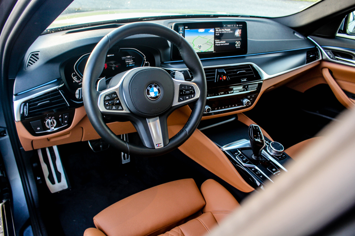 bmw-5-lci-2021-14
