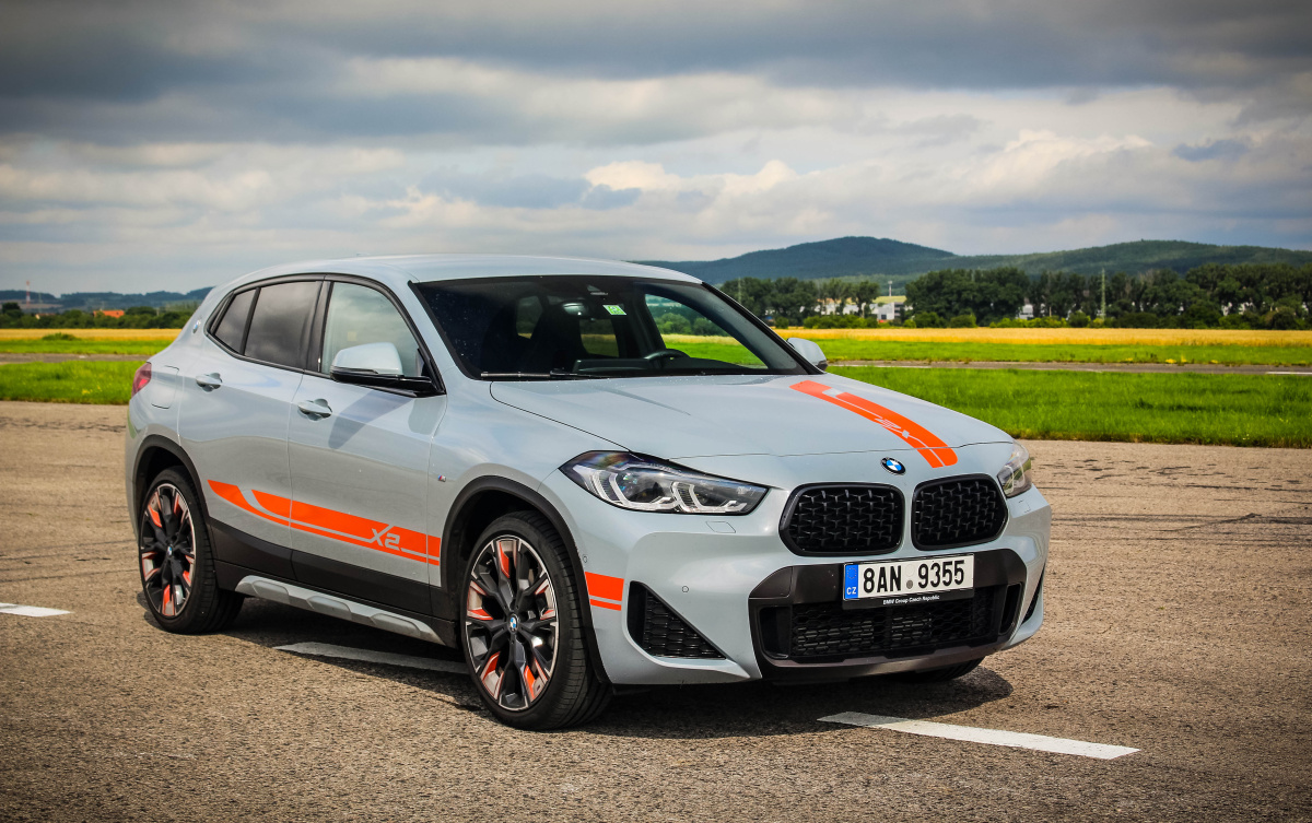 bmw-x2-xdrive20i-edition-m-mesh-2