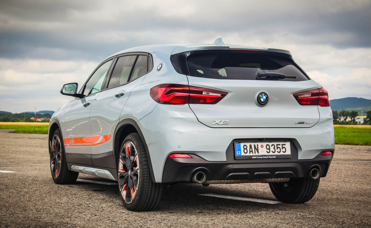 bmw-x2-xdrive20i-edition-m-mesh-23