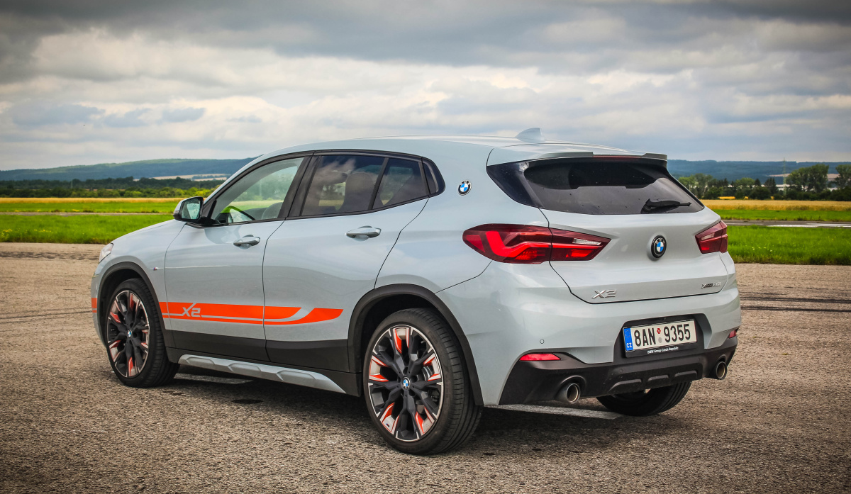 bmw-x2-xdrive20i-edition-m-mesh-26