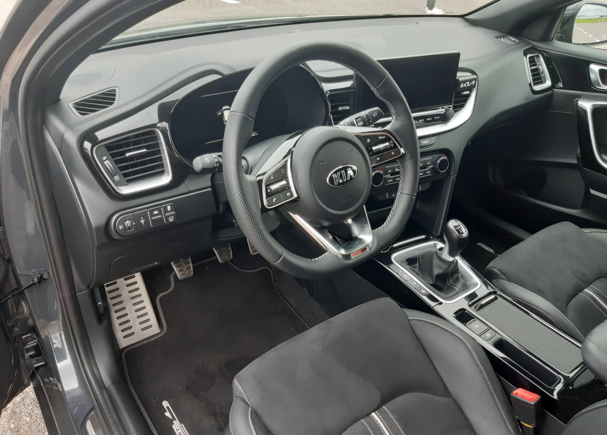 kia-proceed-19