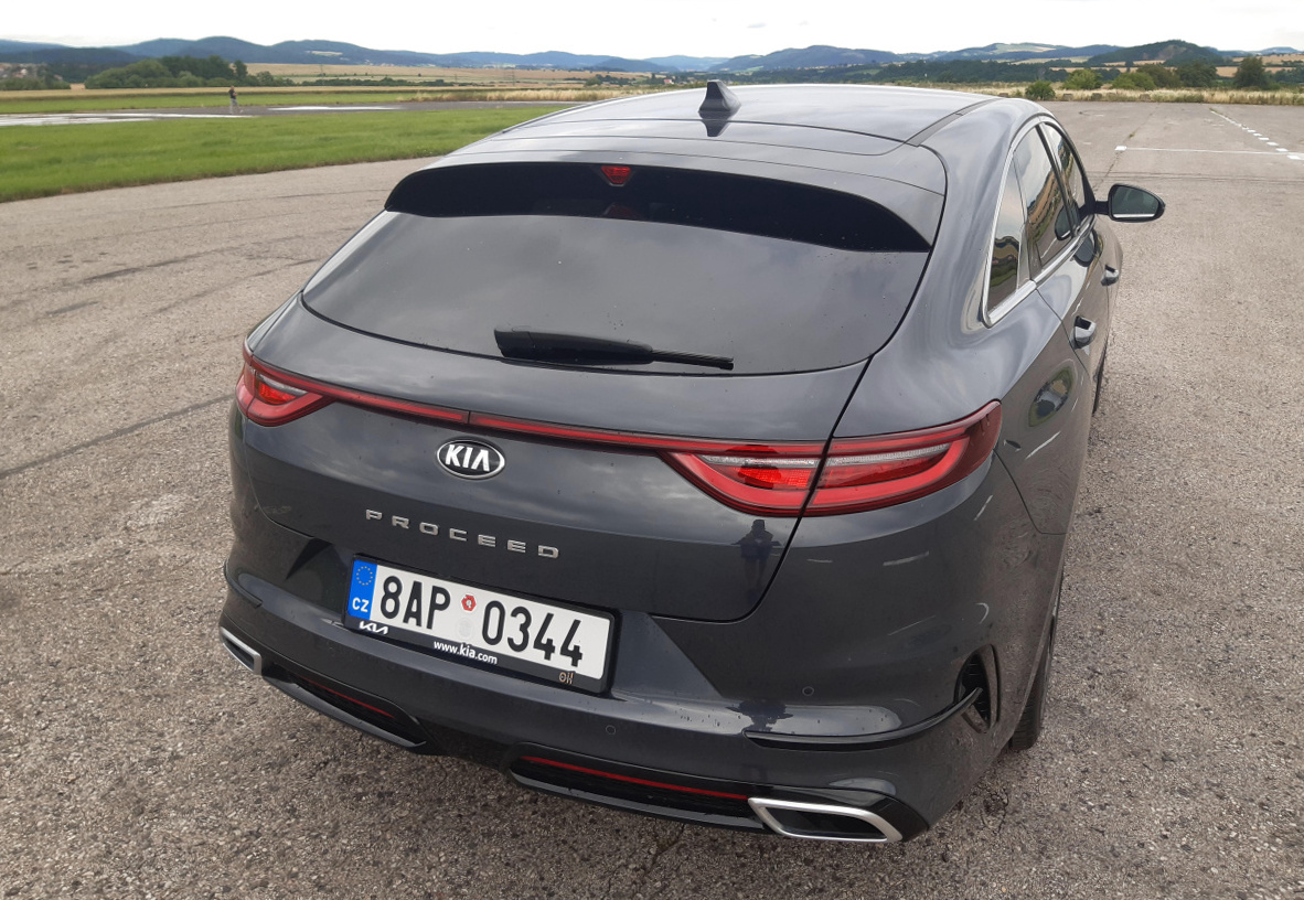 kia-proceed-9