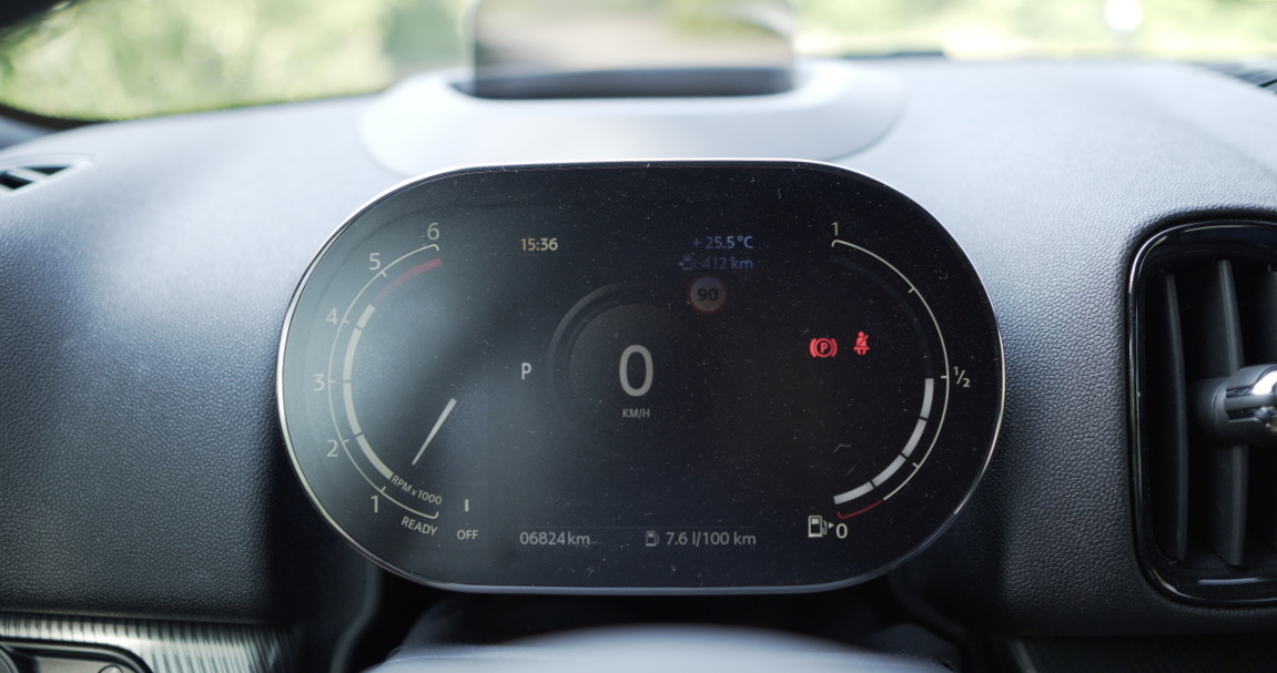 mini-countryman-2021-31