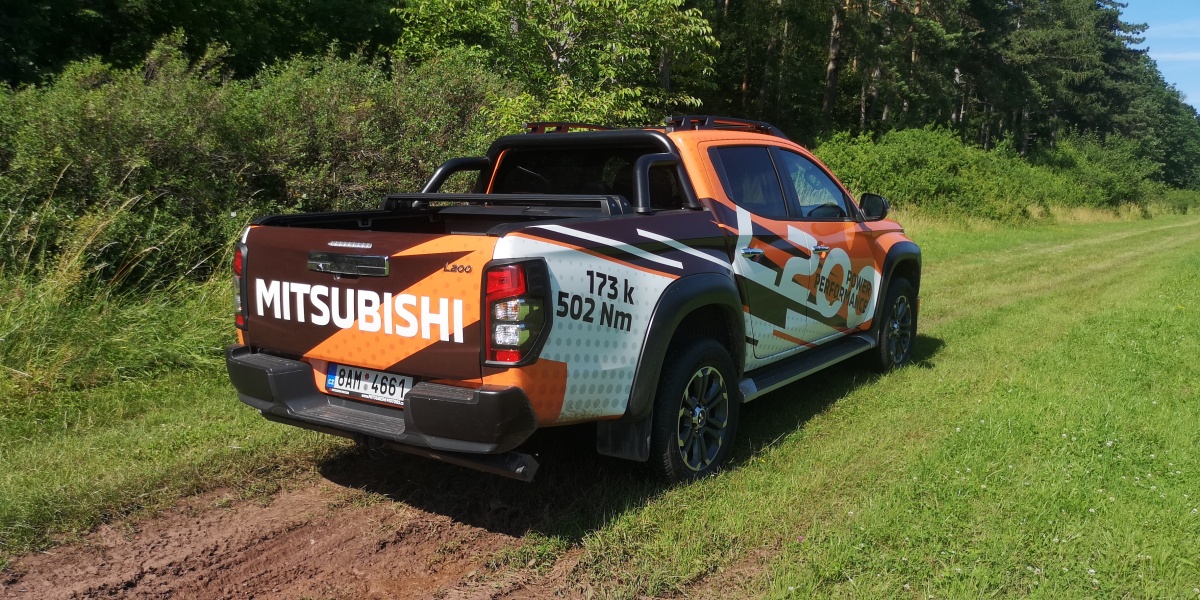 mitsubishi-l200-2021-28