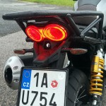 moto-guzzi-v85-tt-travel-centenario-23
