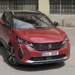 peugeot-3008-hybrid4-36